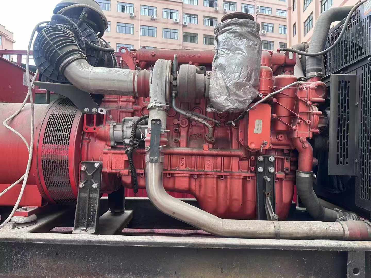 灯塔如何选择适合 600kW 柴油发电机组的过载保护器？
